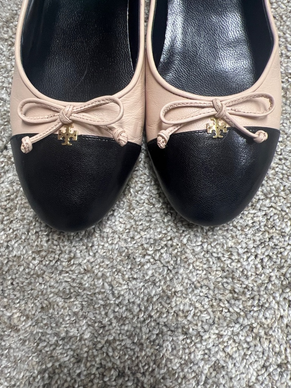 Tory Burch Black and Nude Two-Tone Bow Ballet Flats cap toe ballet flats